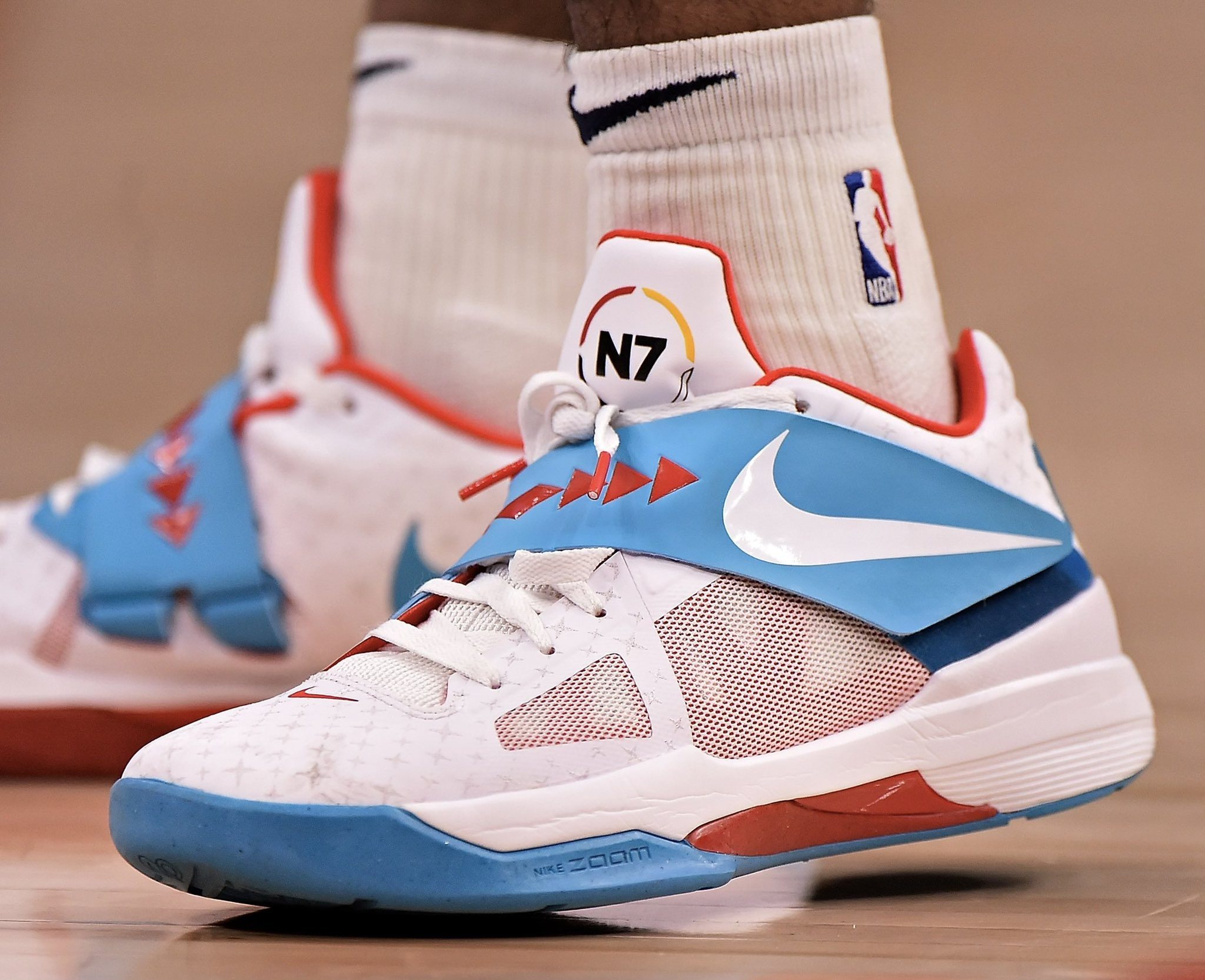 他提醒儿子 他提醒儿子